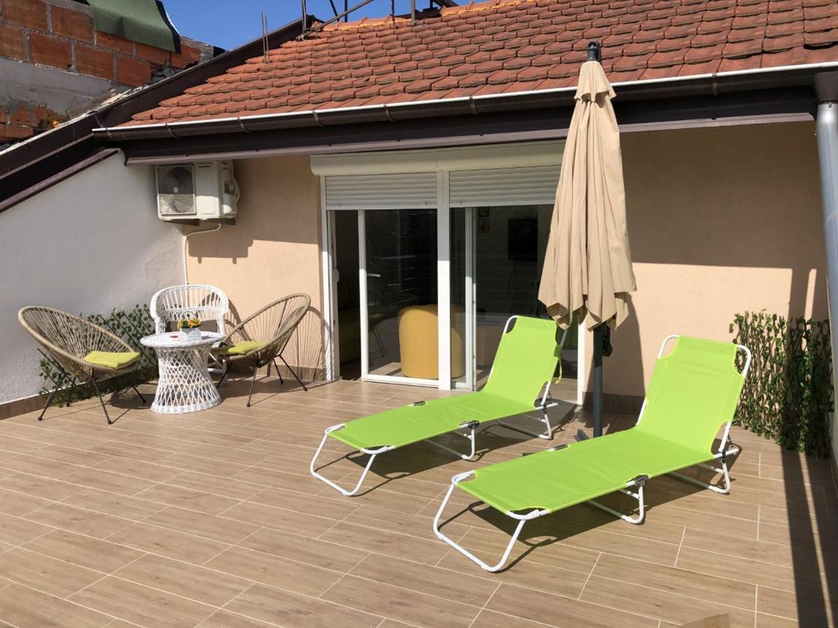 Apartment N & N Struga Exteriör bild