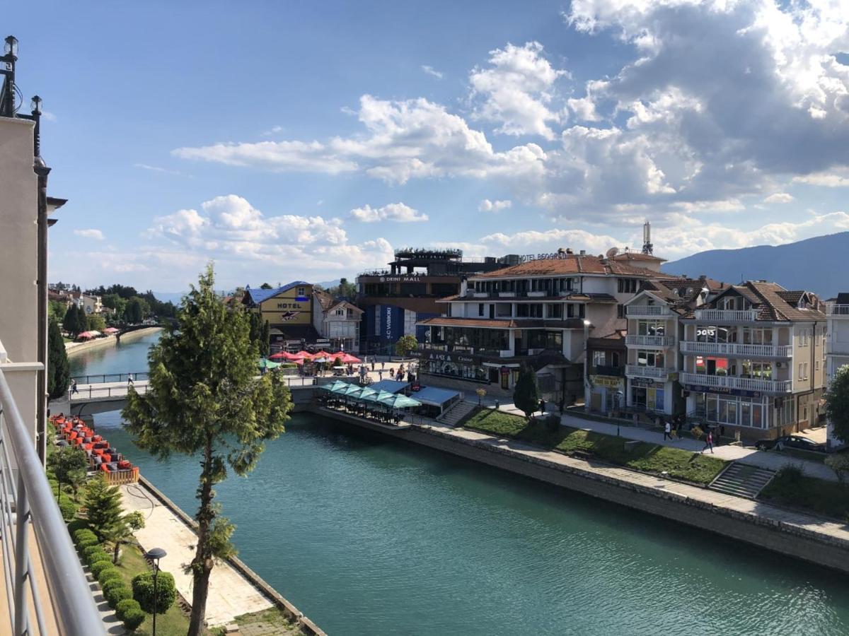 Apartment N & N Struga Exteriör bild
