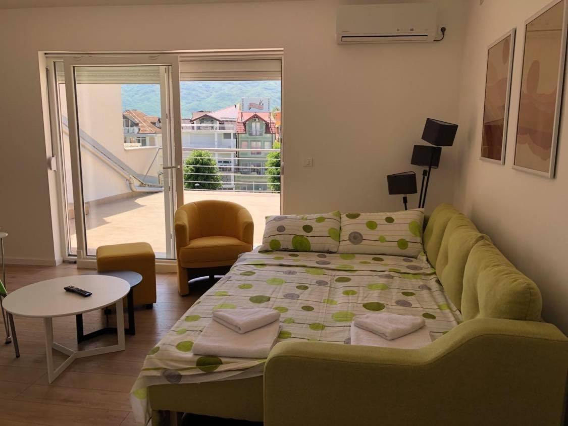 Apartment N & N Struga Exteriör bild