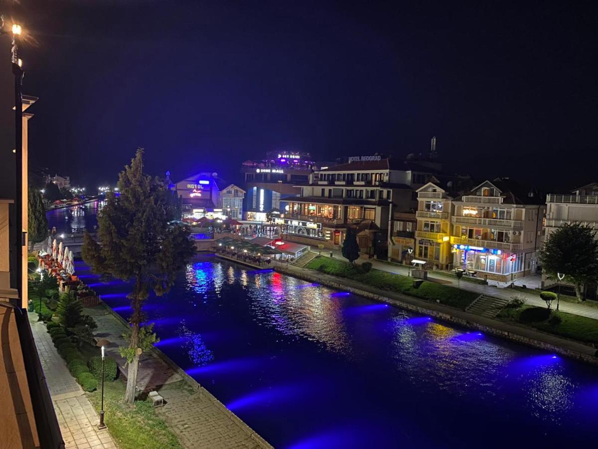 Apartment N & N Struga Exteriör bild