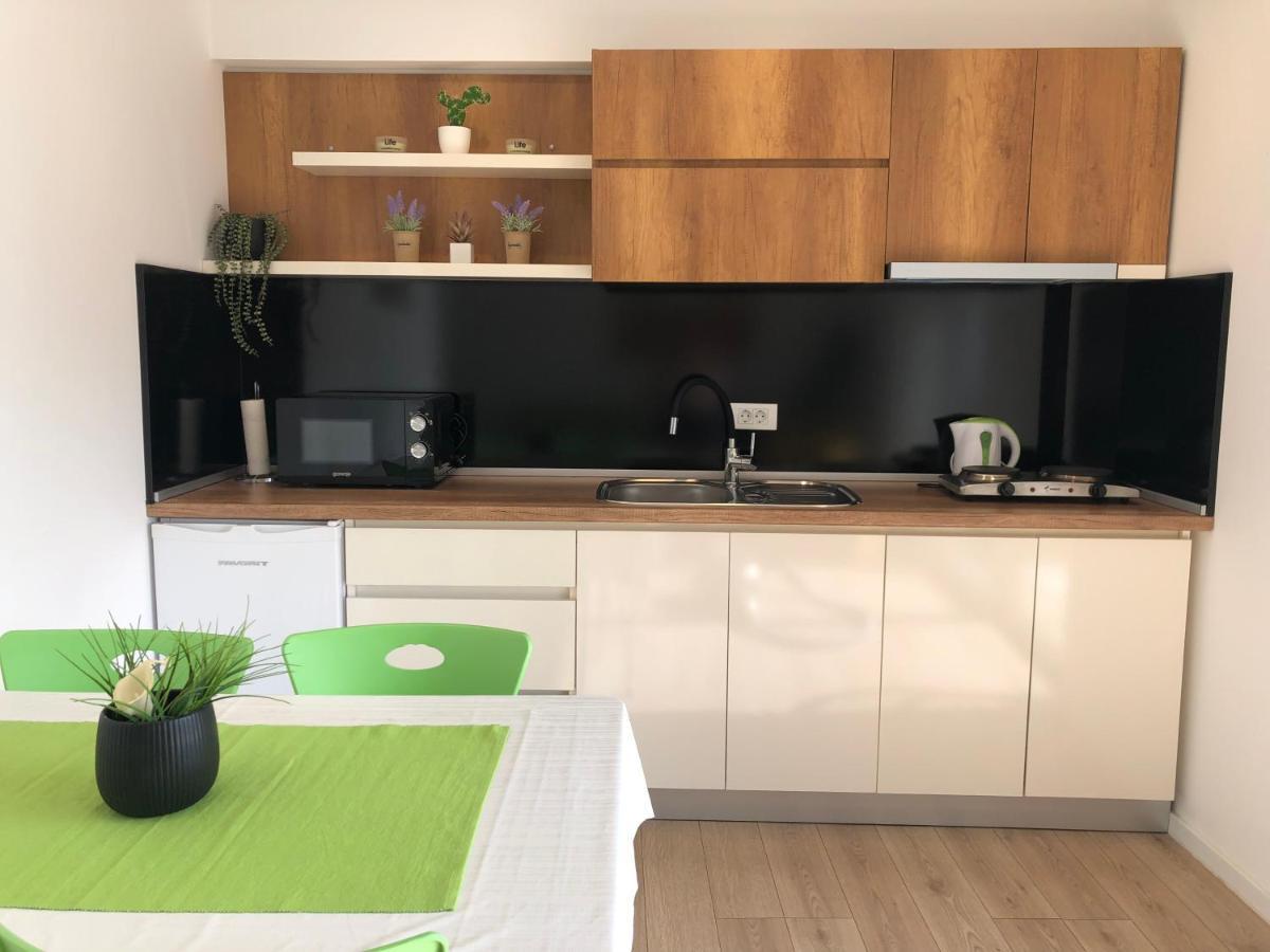 Apartment N & N Struga Exteriör bild