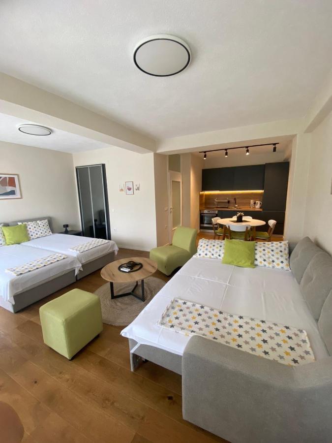 Apartment N & N Struga Exteriör bild